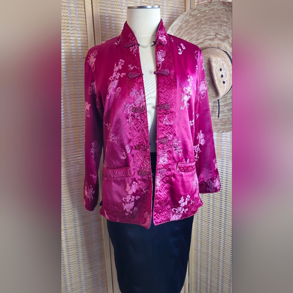 Vintage 60's-70's Reversible Asian Print Embroidered Quilted Lush Satin Jacket